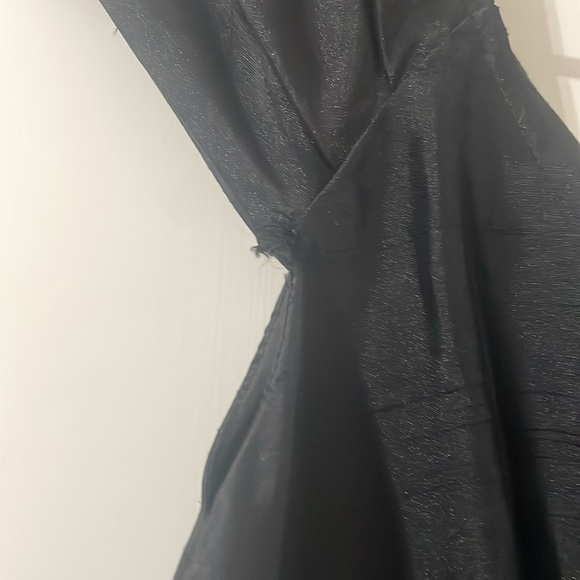 Banana Republic Black Dress with Flutter Cap Sleeves Size 10 - Picture 7 of 9